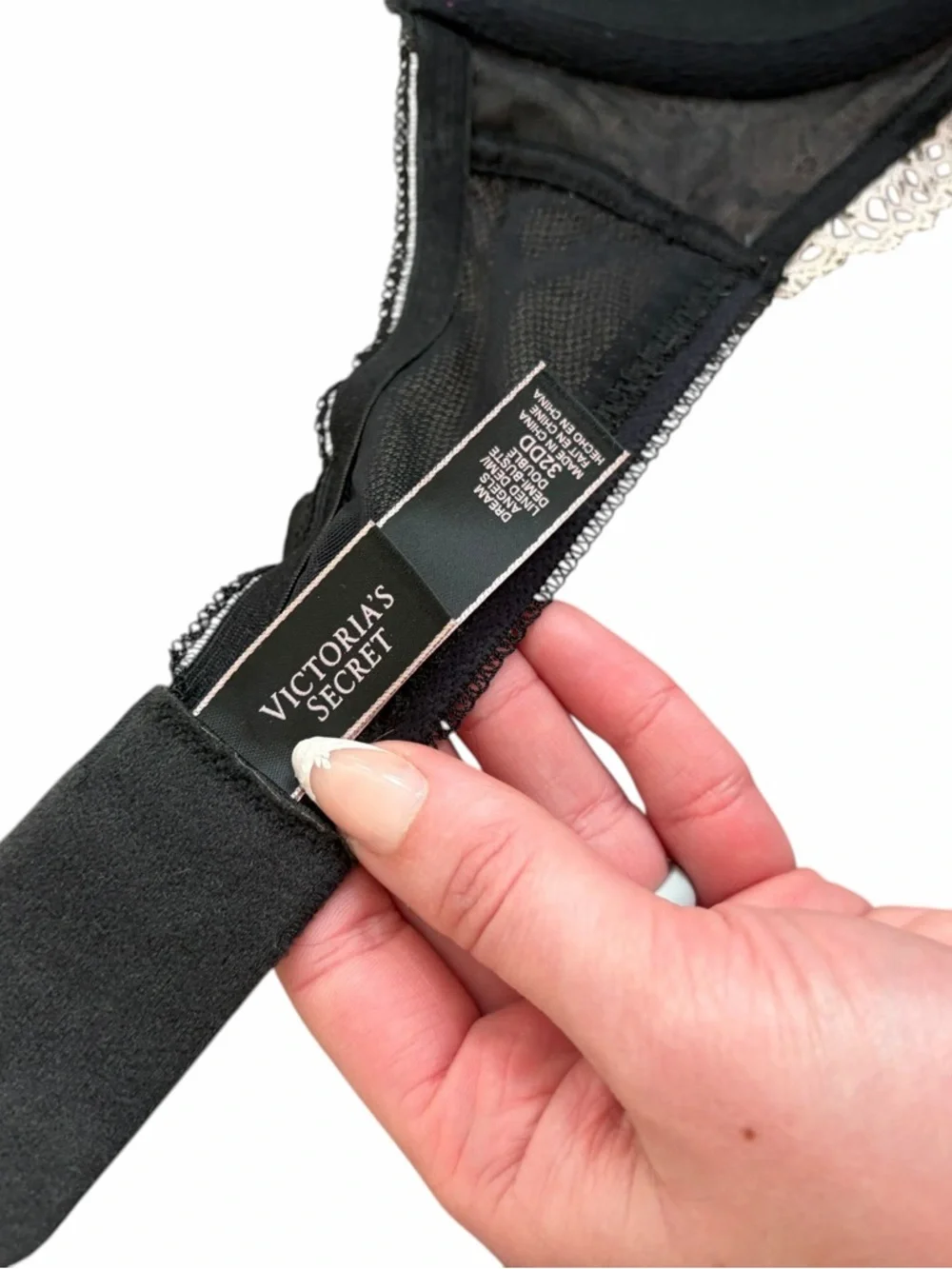 Victoria's Secret Black Bra with Ivory Lace Overlay 32DD - Picture 6 of 6